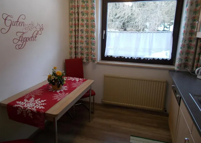 埃帕赫公寓 堤林斯